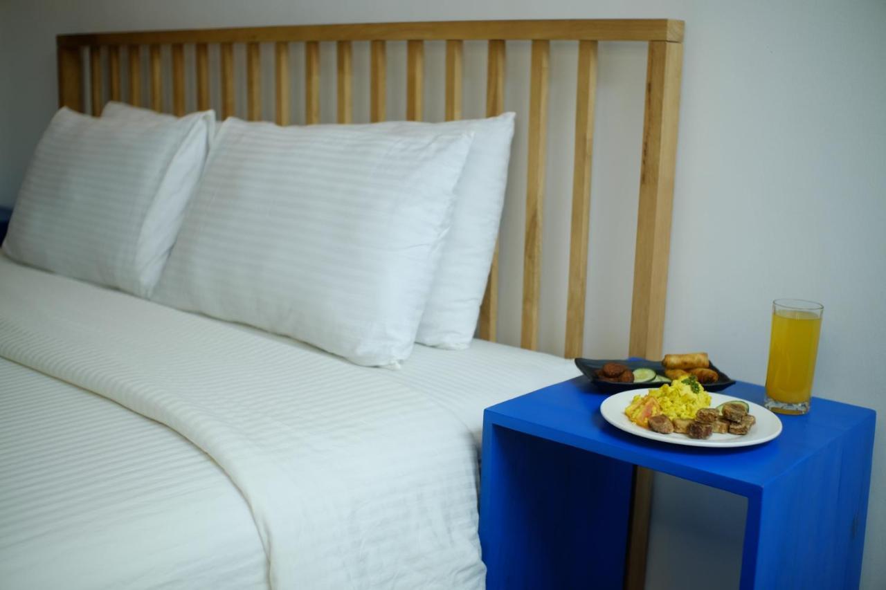Draper Hotel Makati Makati City Екстер'єр фото